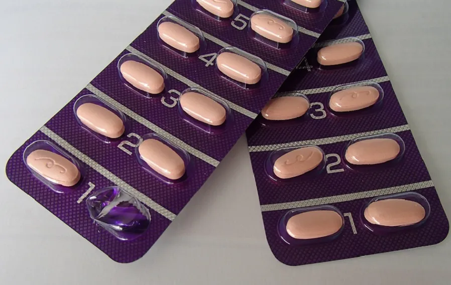 バイアグラを隠していた